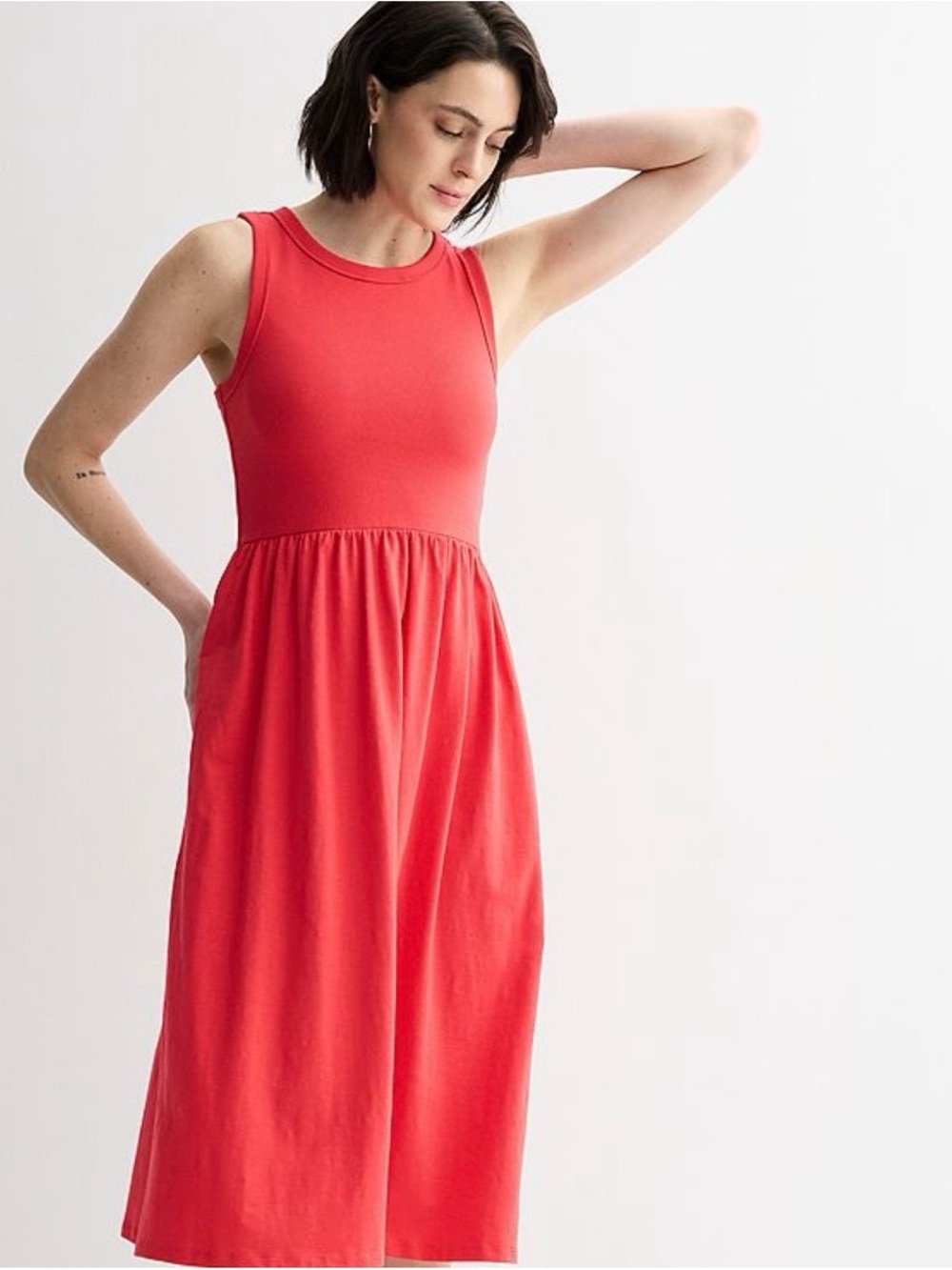 Sleeveless Coral Midi Dress with Gathered Waist